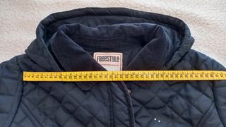 Chaquetón acolchado niña azul marino Freesty