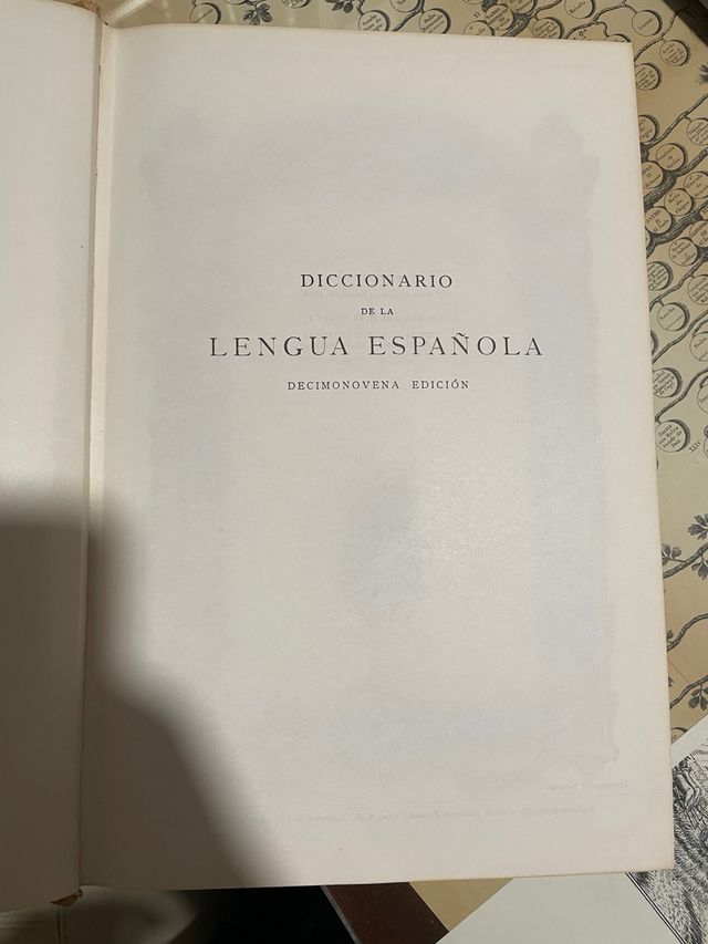 DICCIONARIO DE LA LENGUA ESPAÑOLA