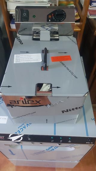 Freidora industrial eléctrica