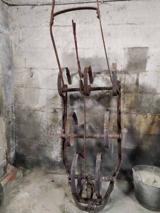 Apeó de labranza, antiguo