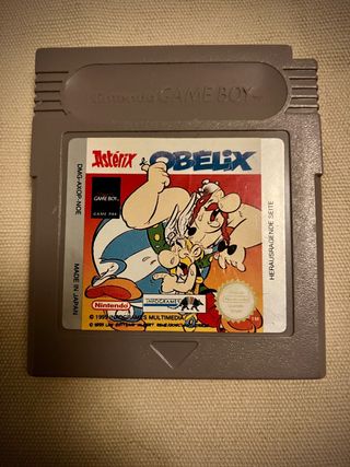 Lote 4 juegos Game Boy con Pokemon amarillo