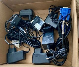 Lote de Cables y Accesorios Electrónicos Todo