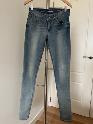 Pantalon vaquero pitillo Levi’s