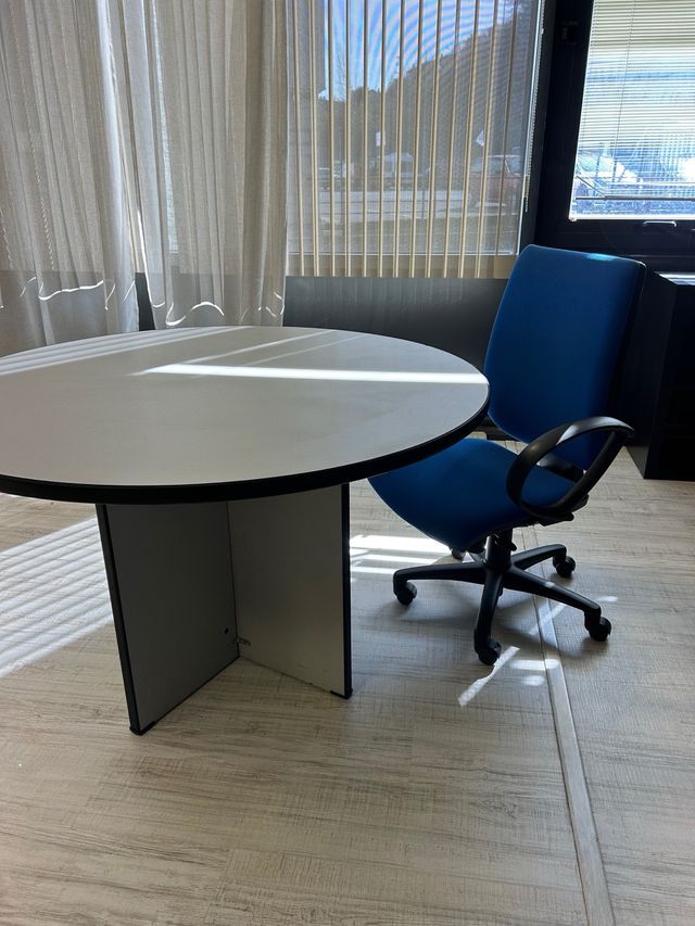 Mesa redonda de oficina o comedor 120 diametro