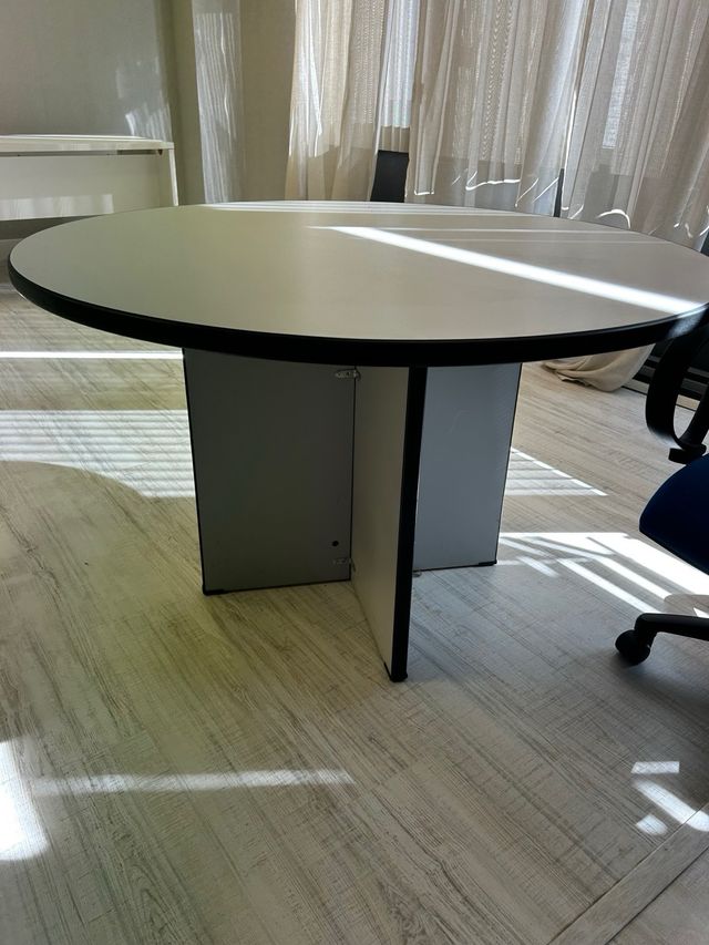 Mesa redonda de oficina o comedor 120 diametro