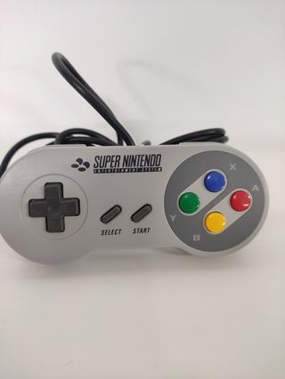 Super Nintendo, 2 mandos y 6 juegos 