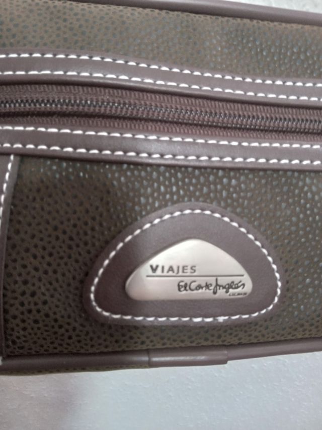 Set di borsa e trousse da viaggio