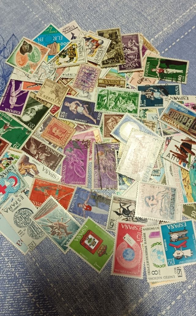 600 sellos de España