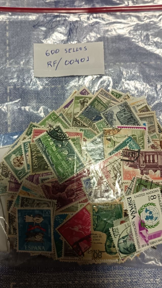 600 sellos de España