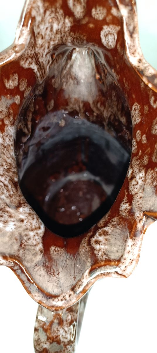 Brocca decorativa a forma di gallo