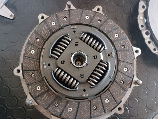 KIT EMBRAGUE MONOMASA BMW 6v