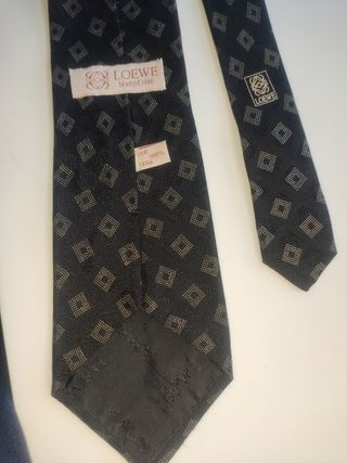 CORBATA SEDA NATURAL LOEWE