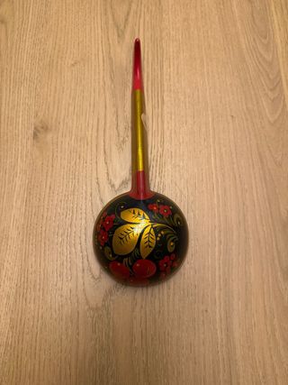 Mestolo in legno dipinto a mano