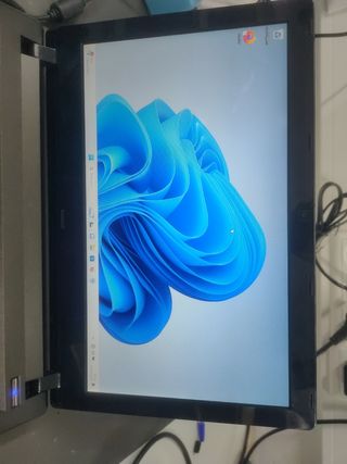 Portátil Insys 12" Windows 11 Pro e SDD