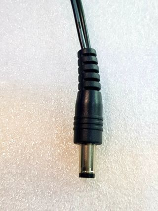 Adaptador switching FJ-SW1203000T 12V-3A7,9