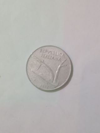 10 lire del 1975 lato b rovesciato