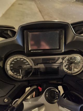 GPS . BMW