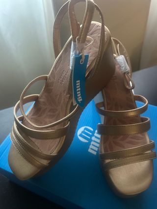 Sandalias Cuña 39