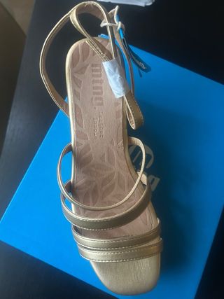 Sandalias Cuña 39