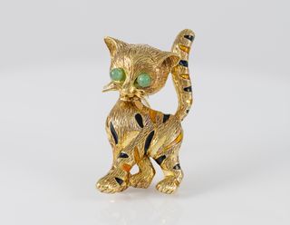 Broche antiguo gato hecho a mano en oro amarillo