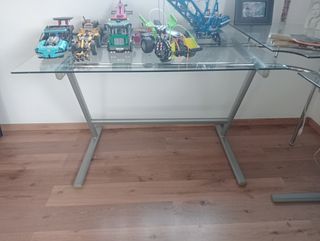 Se vende Escritorio cristal