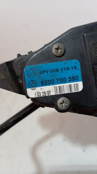 8200700390 RENAULT ESPACE 2.0 DCI pedal acelerador