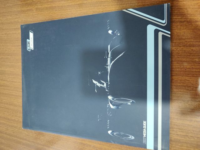 Williams FW29 media guide
