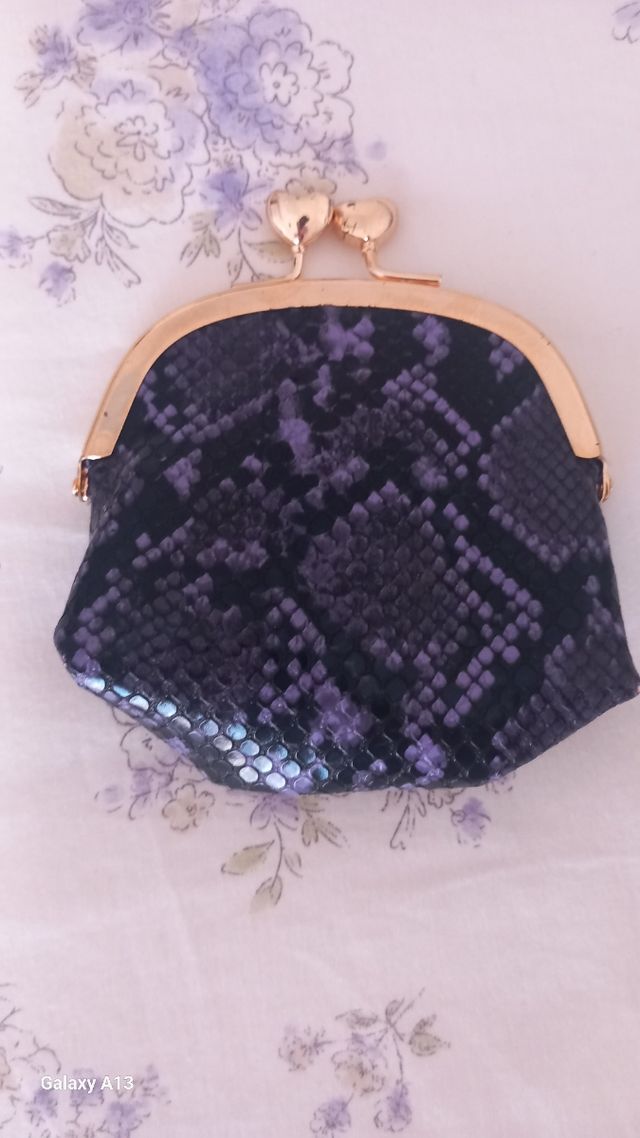 Piccolo borsellino fantasia pitonata