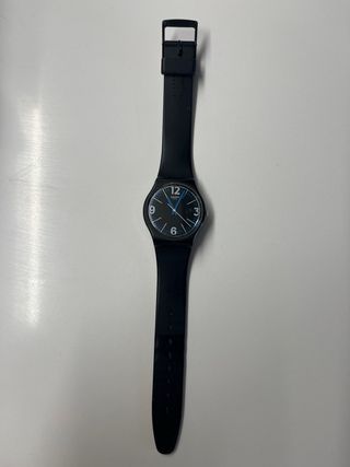 Reloj swatch negro