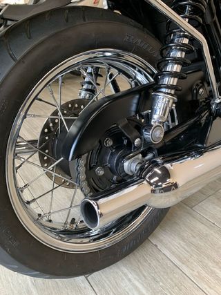 TRIUMPH BONNEVILLE T100