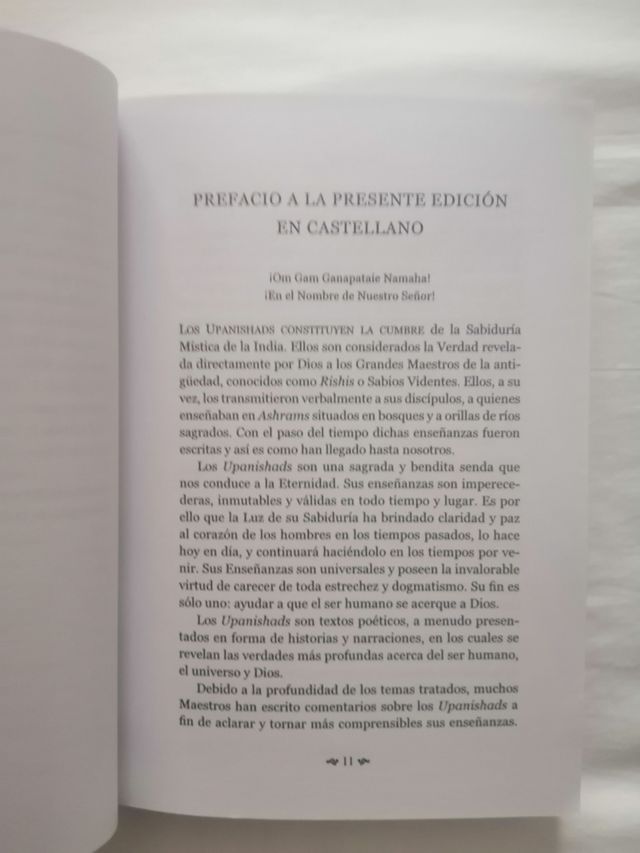 Upanishads. Volumen III. Editorial Hastinapura. 