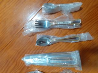 Cuberteria 84 piezas ,...