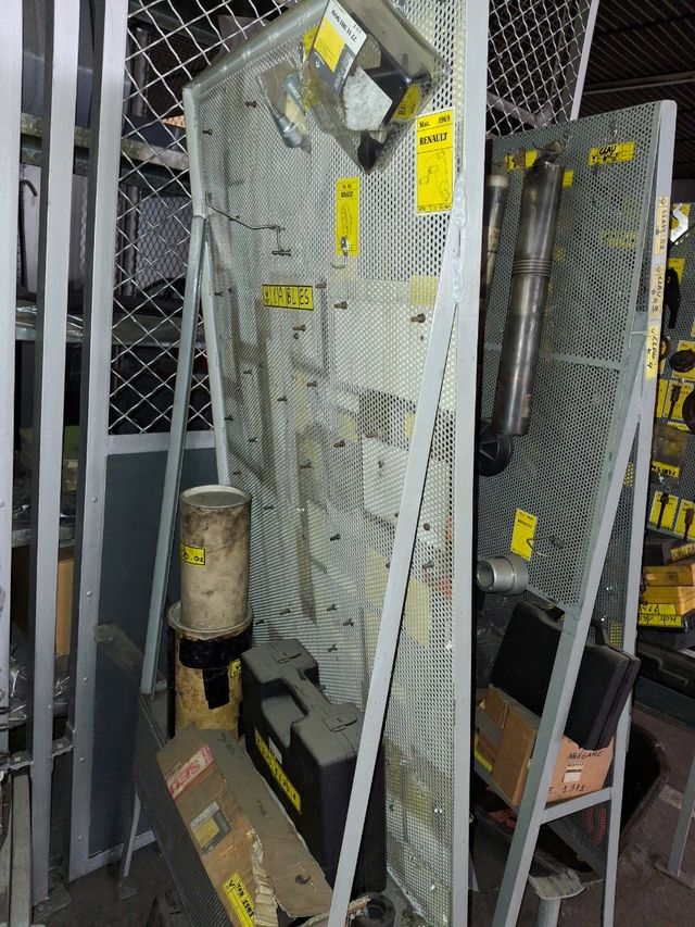 Renault utilajes taller-concesionario JM