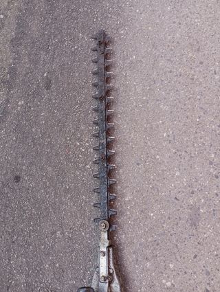 Cortasetos Husqvarna 