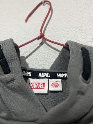 LIQUIDACIÓN Sudadera gris de Marvel