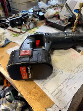 Trapano Einhell Global 18V.