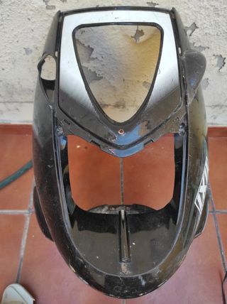 Faro y escudo Aprilia Sonic