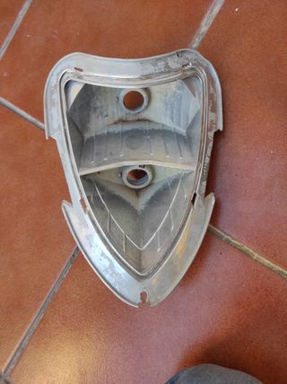 Faro y escudo Aprilia Sonic