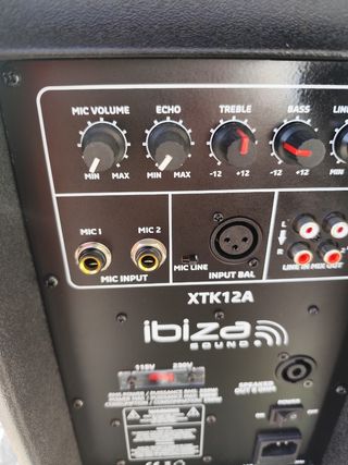 Altavox autoamplificado