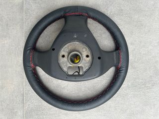 Se vende volante porsche