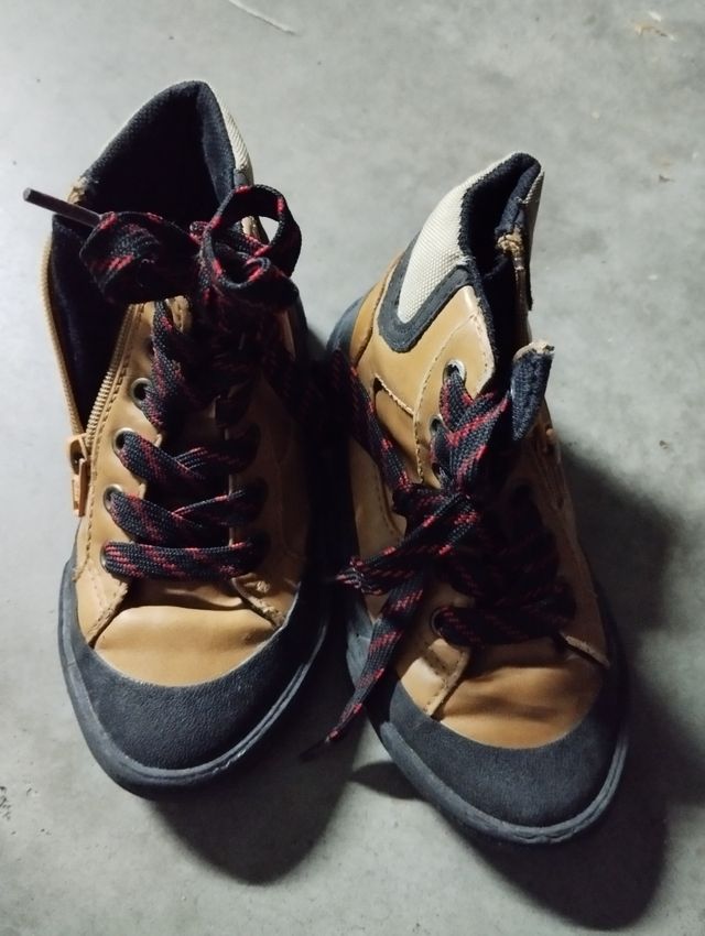 Botas de niño