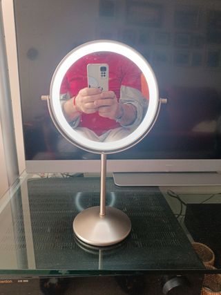 Espejo aumento con luz