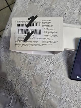 Smartphone honor x8a