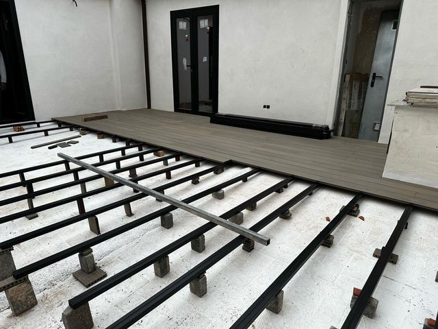 Montajes de tarimas sinteticas para exterior