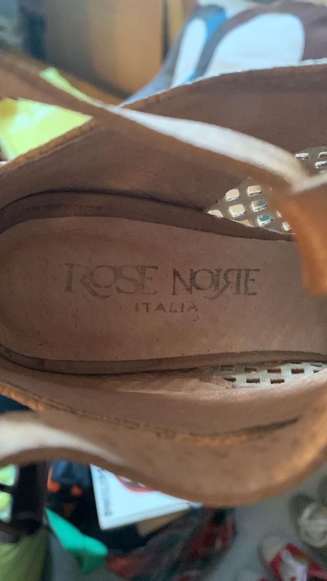 Zapatos abotinados cuero Rose Noire Nuevos