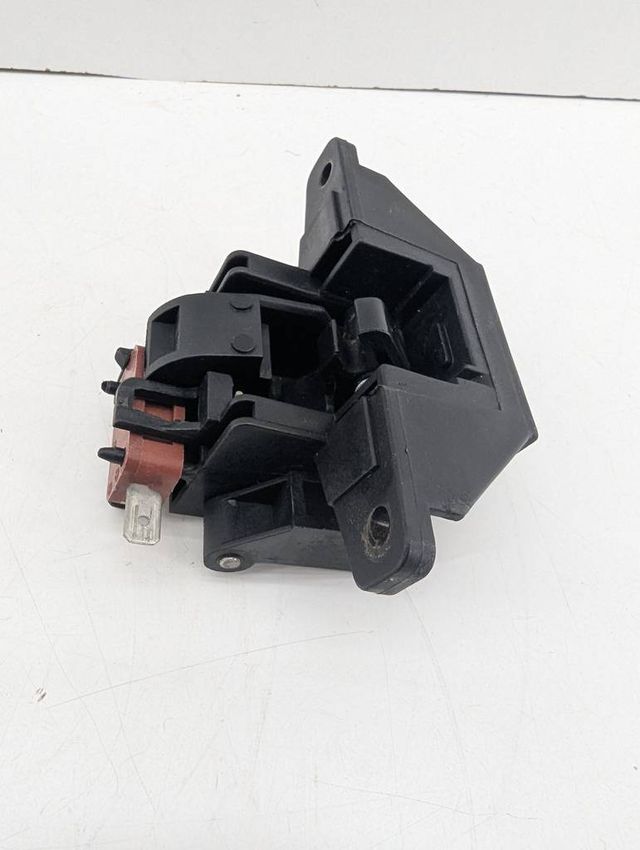 CIERRE DE PUERTA DE LAVAVAJILLAS INNOVA