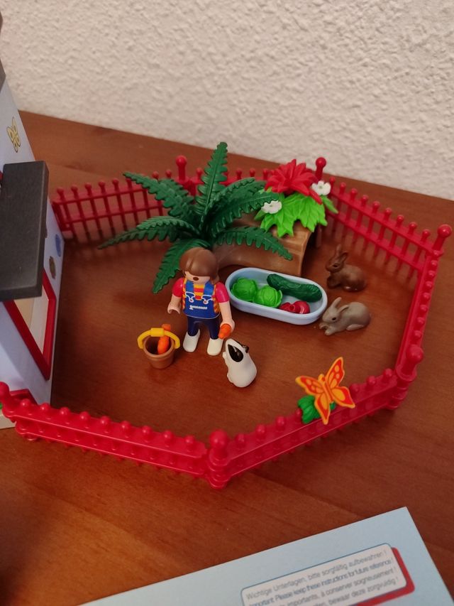 Playmobil kit pequeña mascotas.