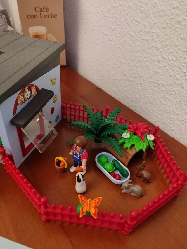 Playmobil kit pequeña mascotas.
