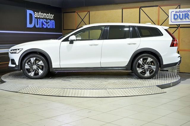 Volvo V60   2.0 D4 AUTO PRO 