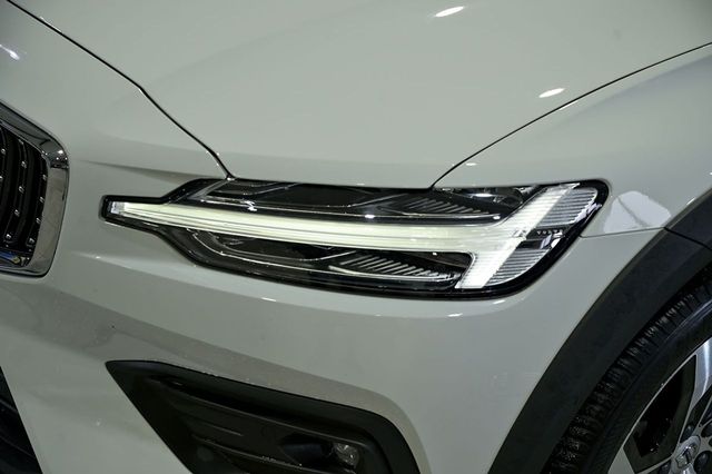 Volvo V60   2.0 D4 AUTO PRO 